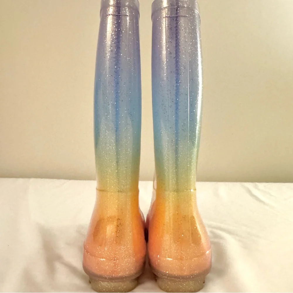 Cat & Jack Kids Cece Rainbow Glitter Rain Boots, size 2